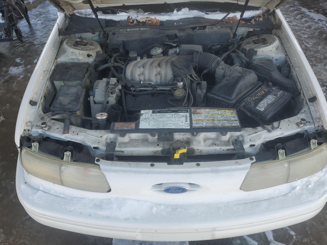 1995 Ford Taurus - Image 11
