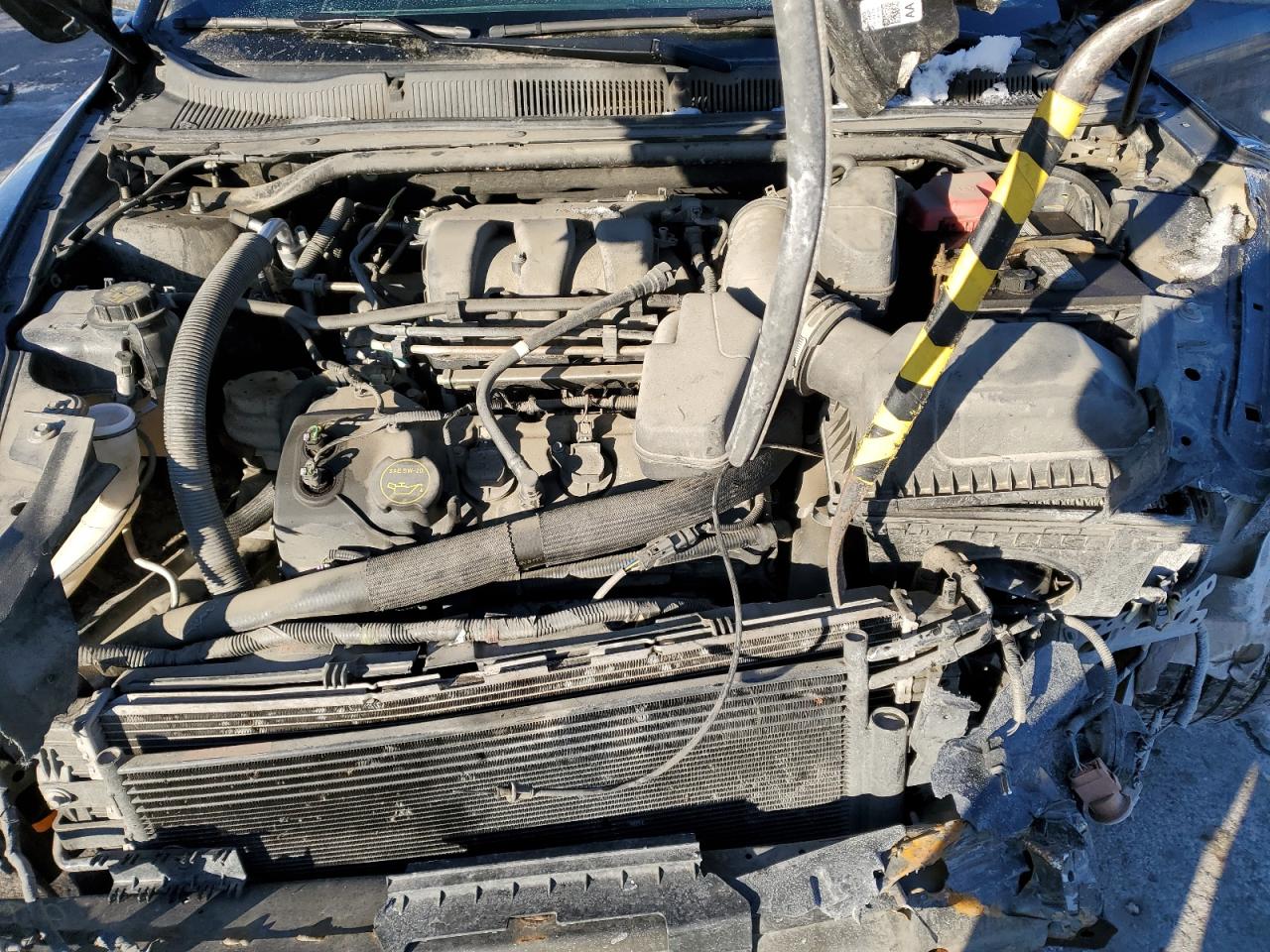 2018 Ford Taurus - Image 11