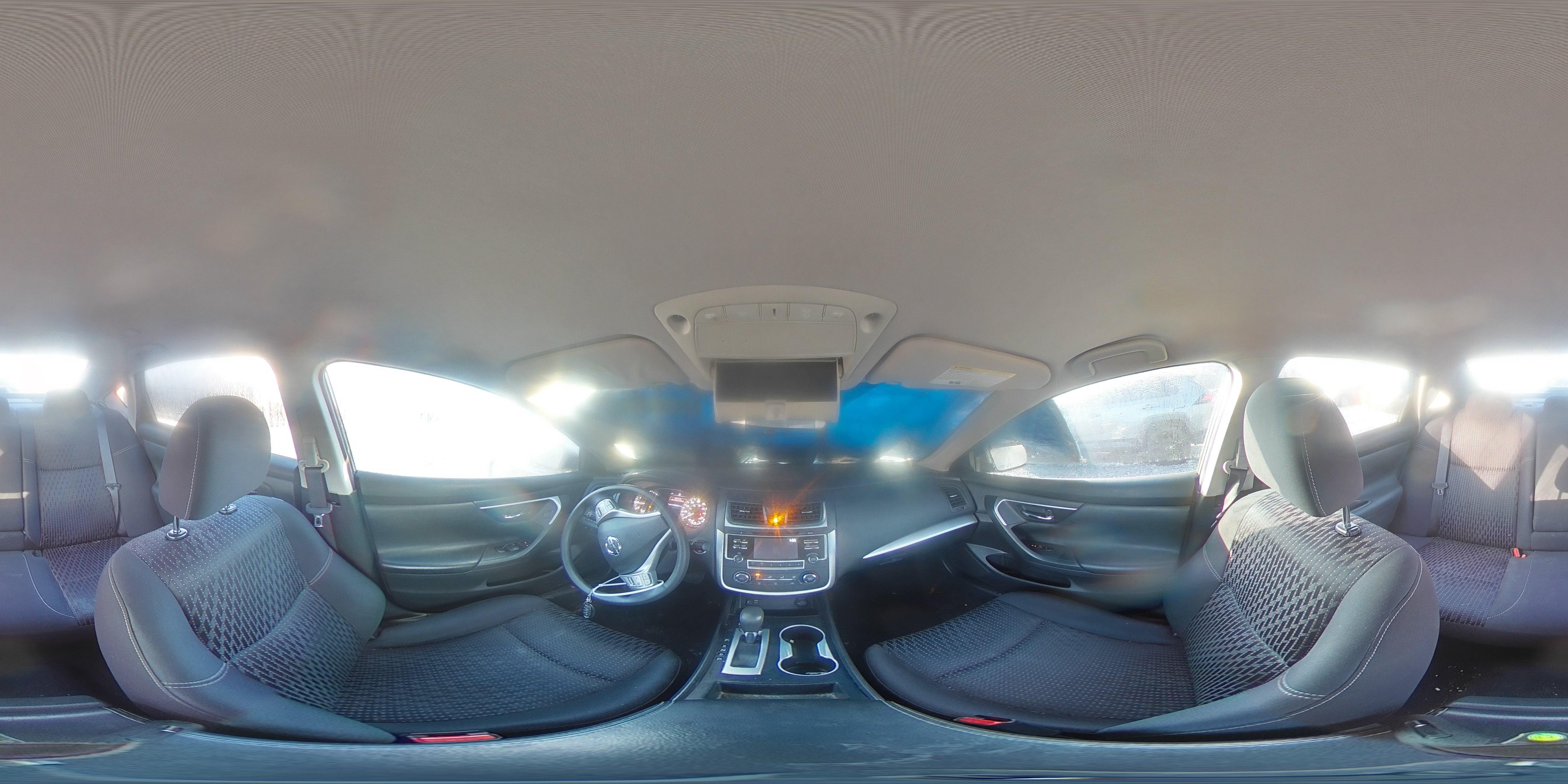 2017 Nissan Altima - Image 14