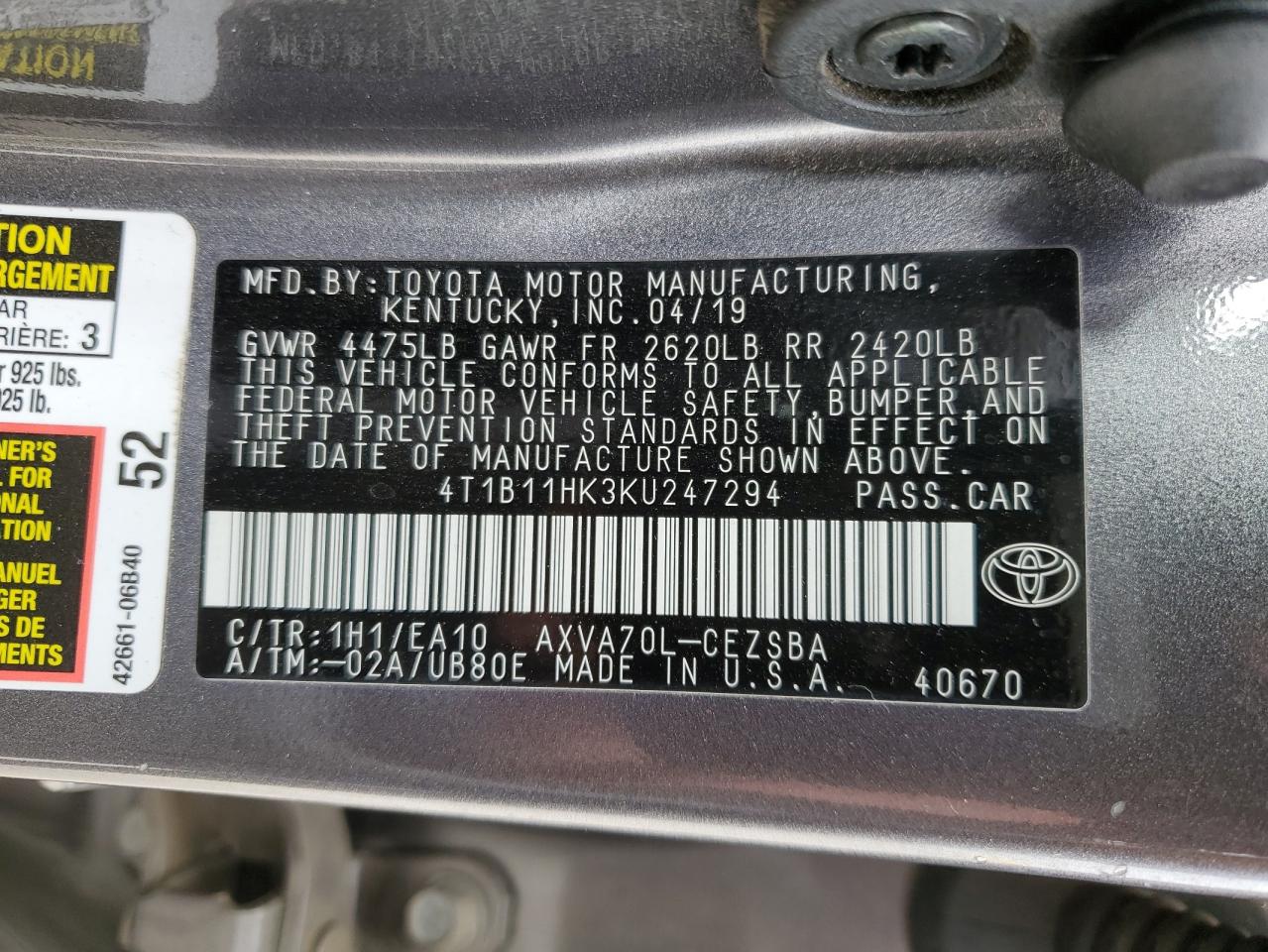 2019 Toyota Camry - Image 12