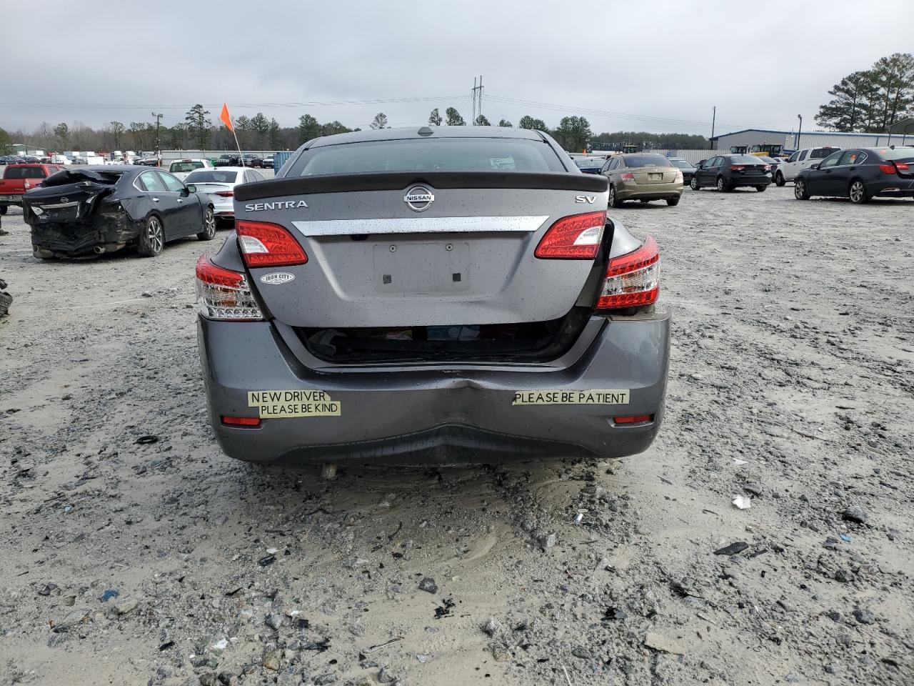 2015 Nissan Sentra - Image 6