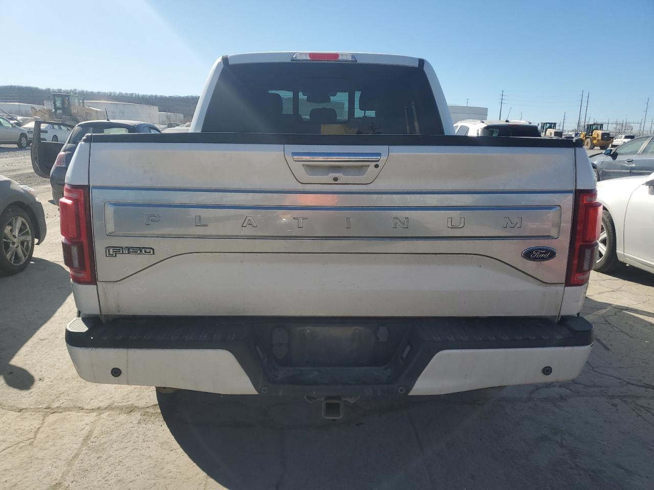 2015 Ford F-150 - Image 6