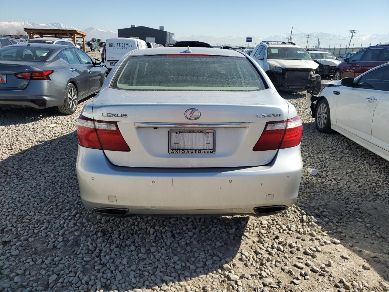2007 Lexus LS - Image 6