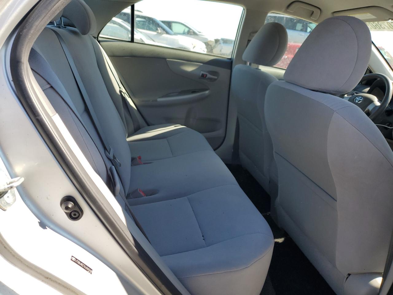 2010 Toyota Corolla - Image 10