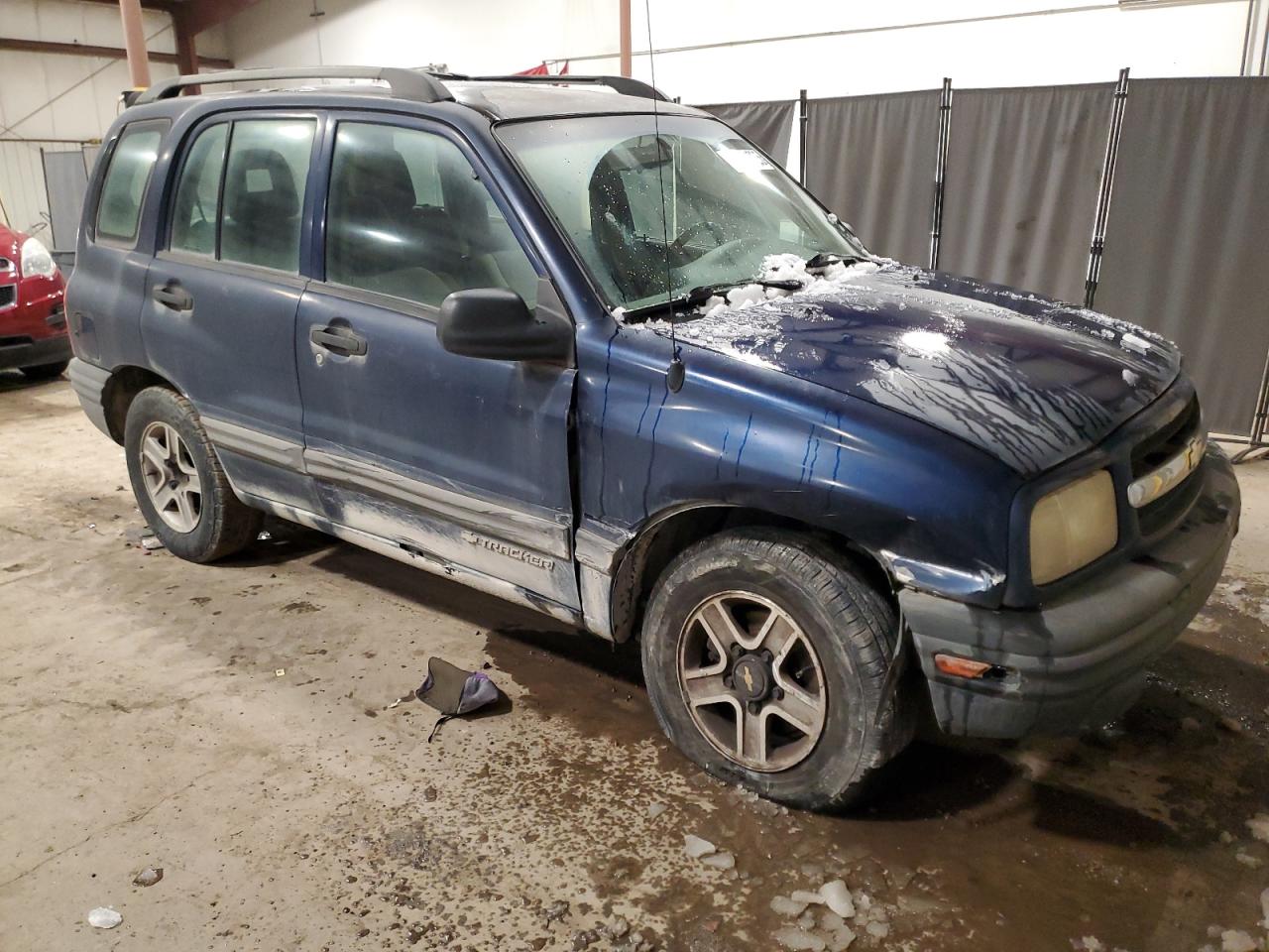 2002 Chevrolet Tracker - Image 4