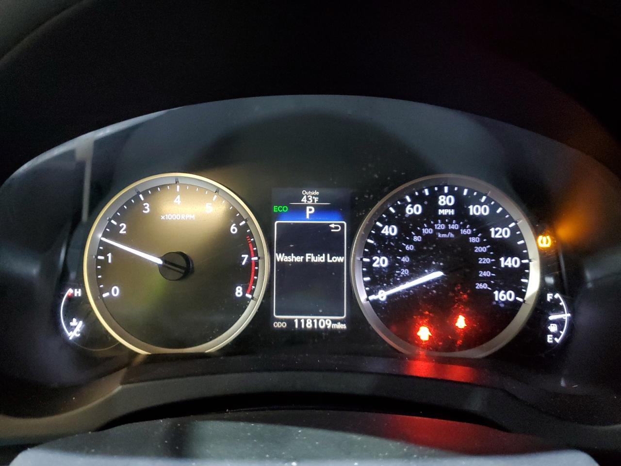 2014 Lexus IS - Image 9