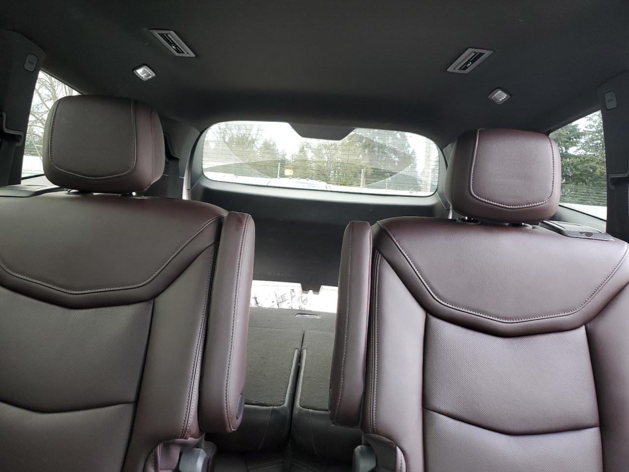2022 Cadillac XT6 - Image 10