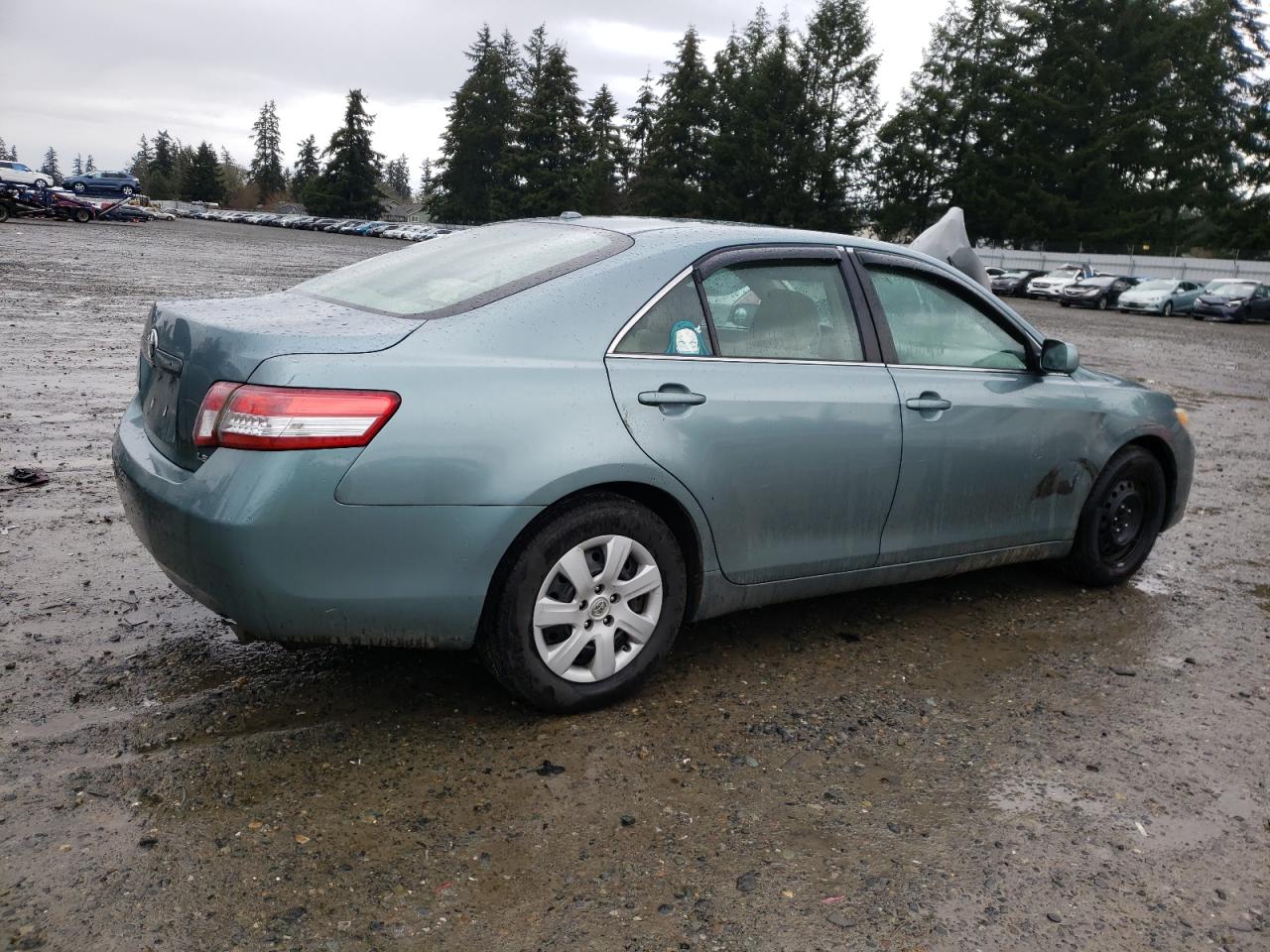 2010 Toyota Camry - Image 4