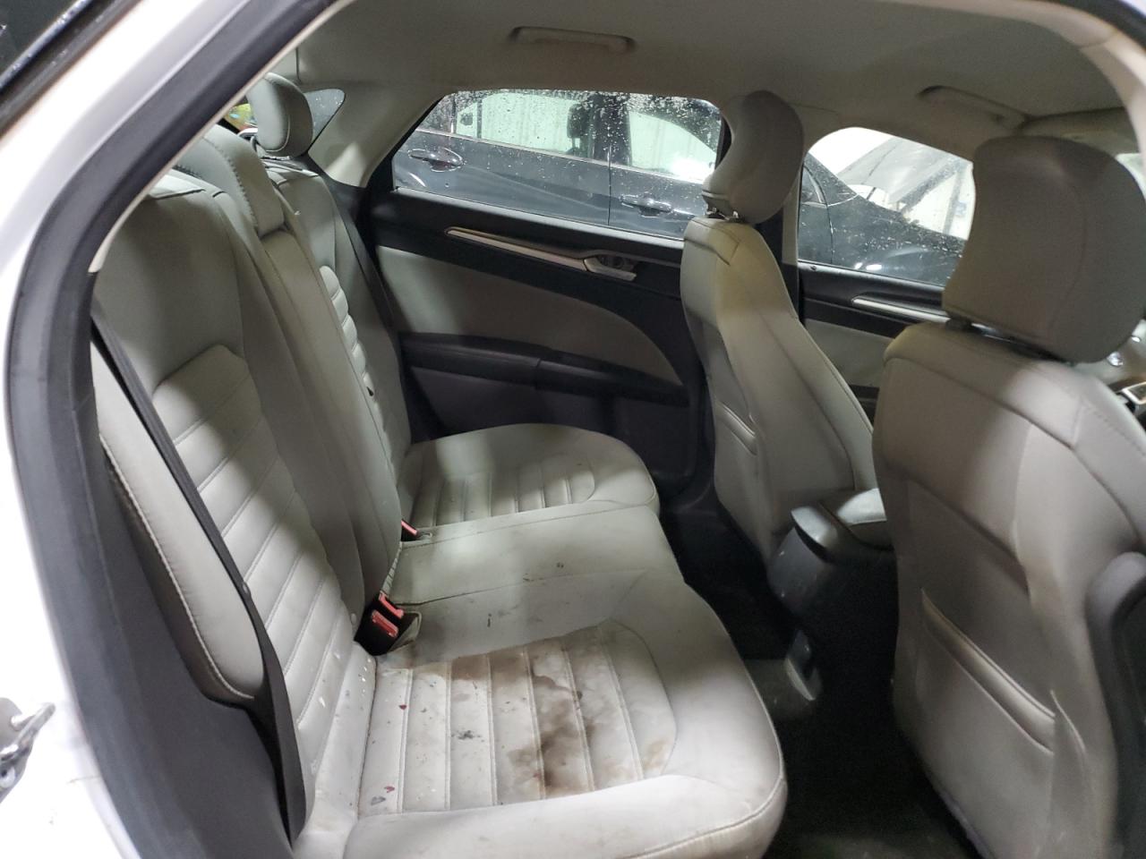 2015 Ford Fusion - Image 10