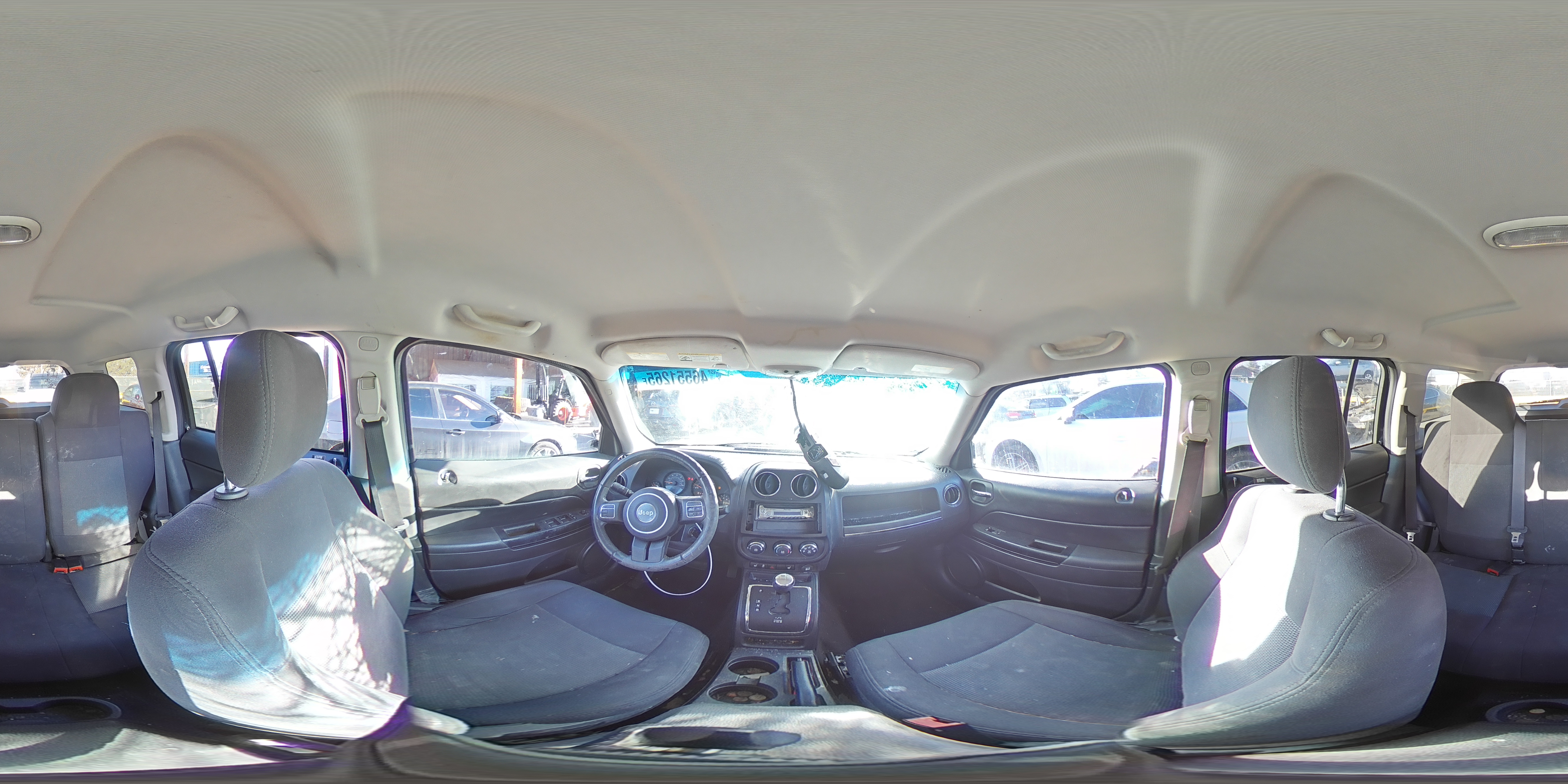 2016 Jeep Liberty (Patriot) - Image 13