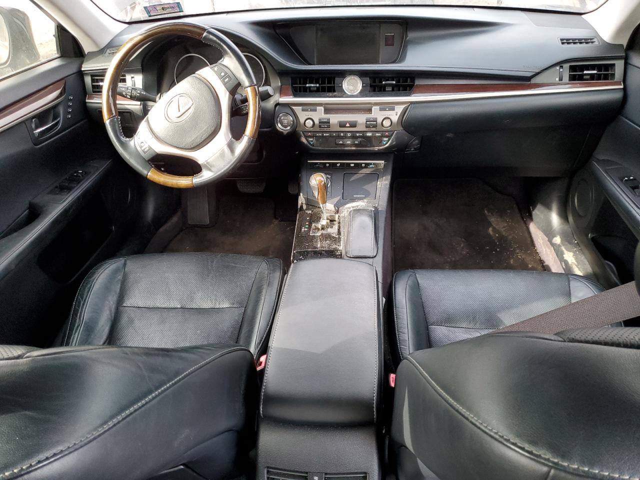 2013 Lexus ES - Image 8