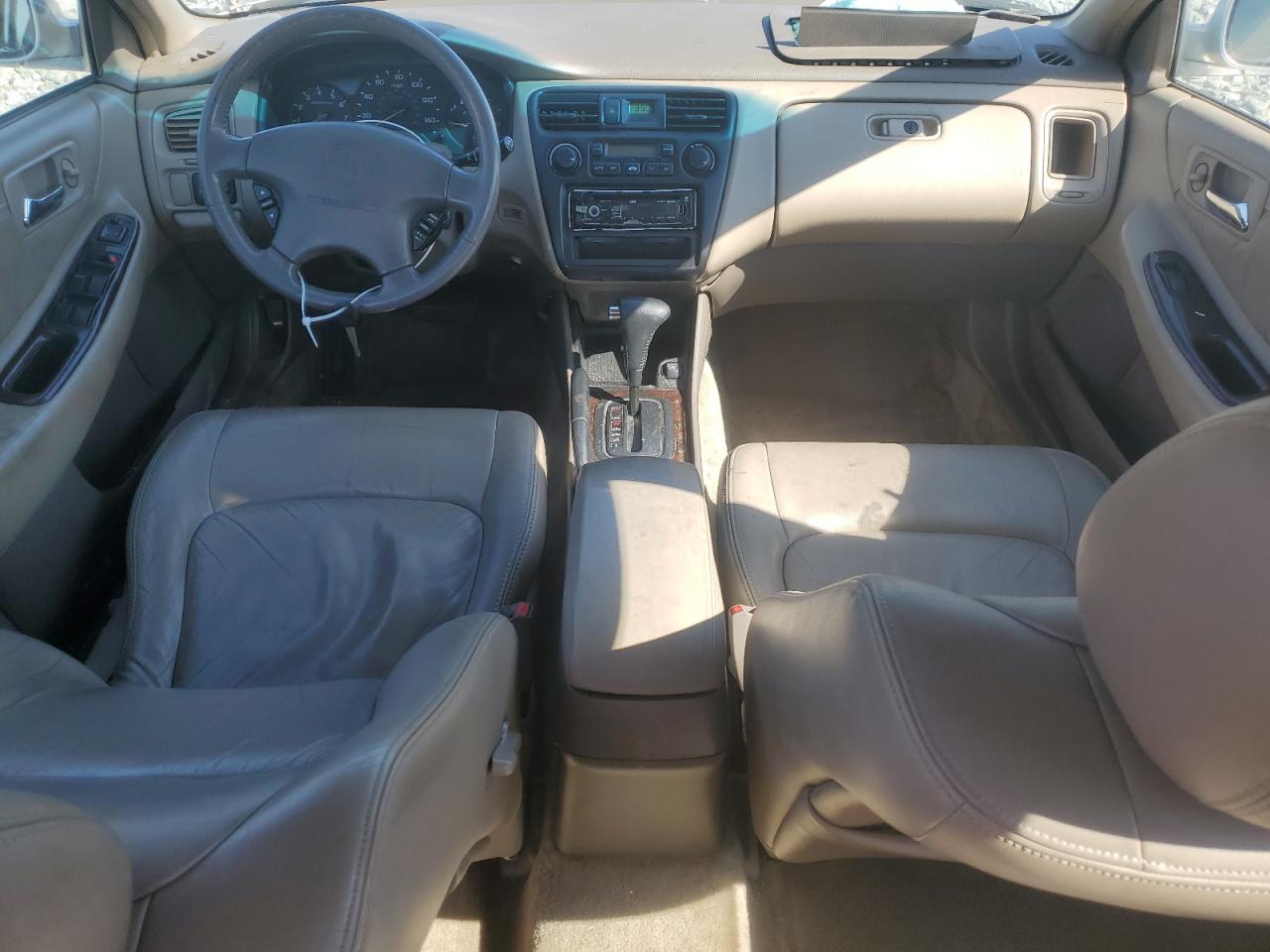 1999 Honda Accord - Image 8