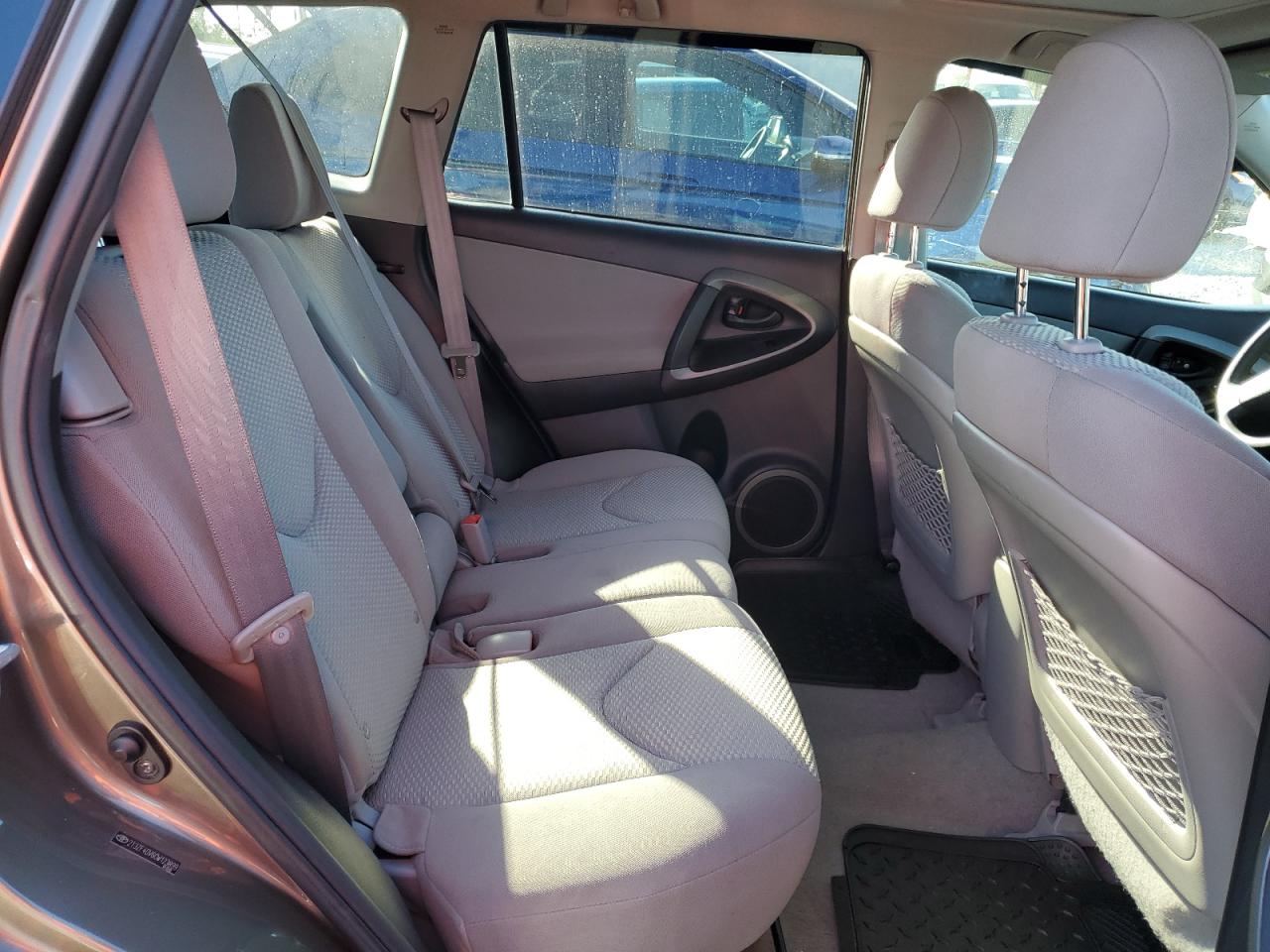 2012 Toyota RAV 4 - Image 11