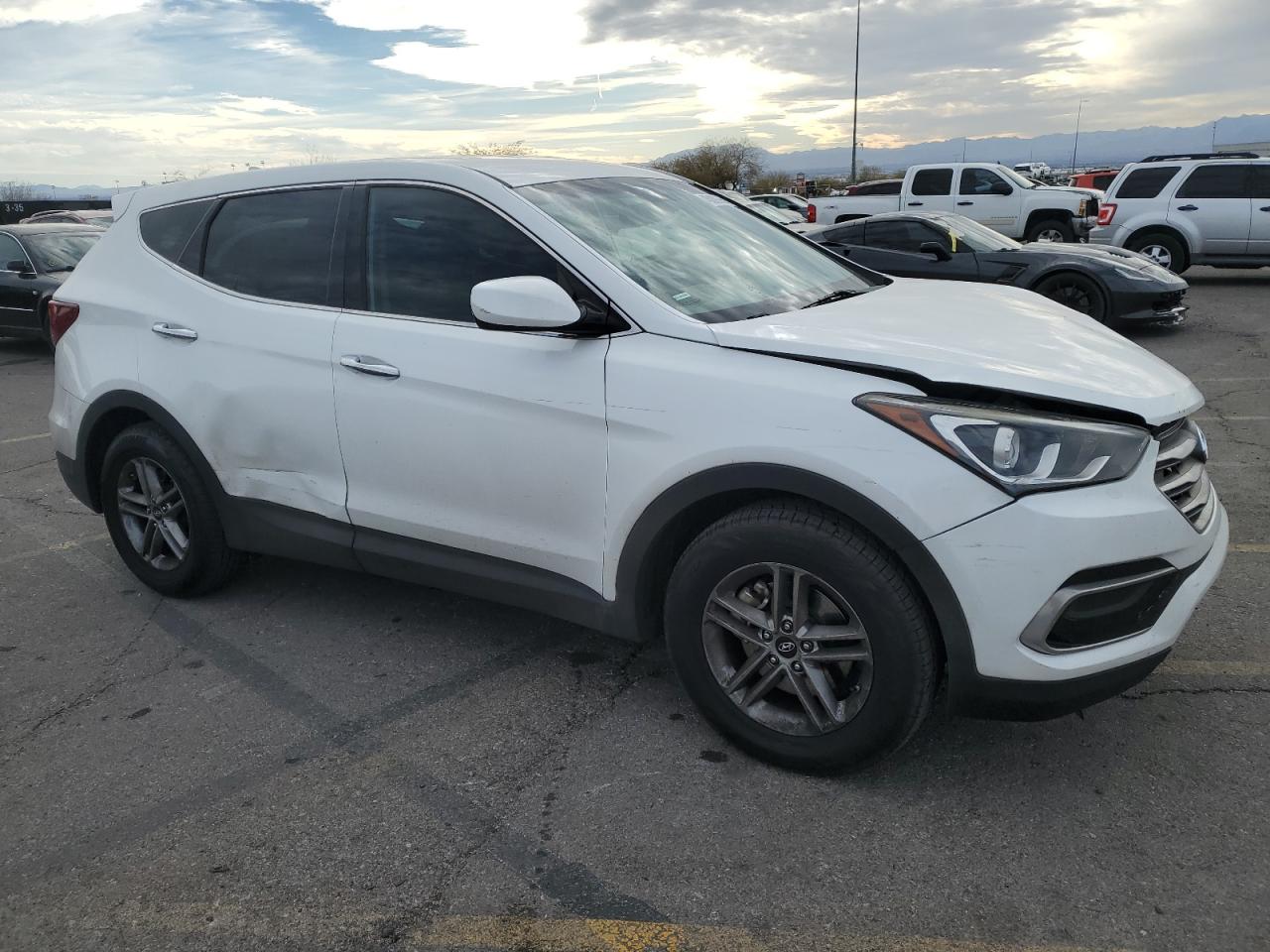 2017 Hyundai Santa Fe - Image 4