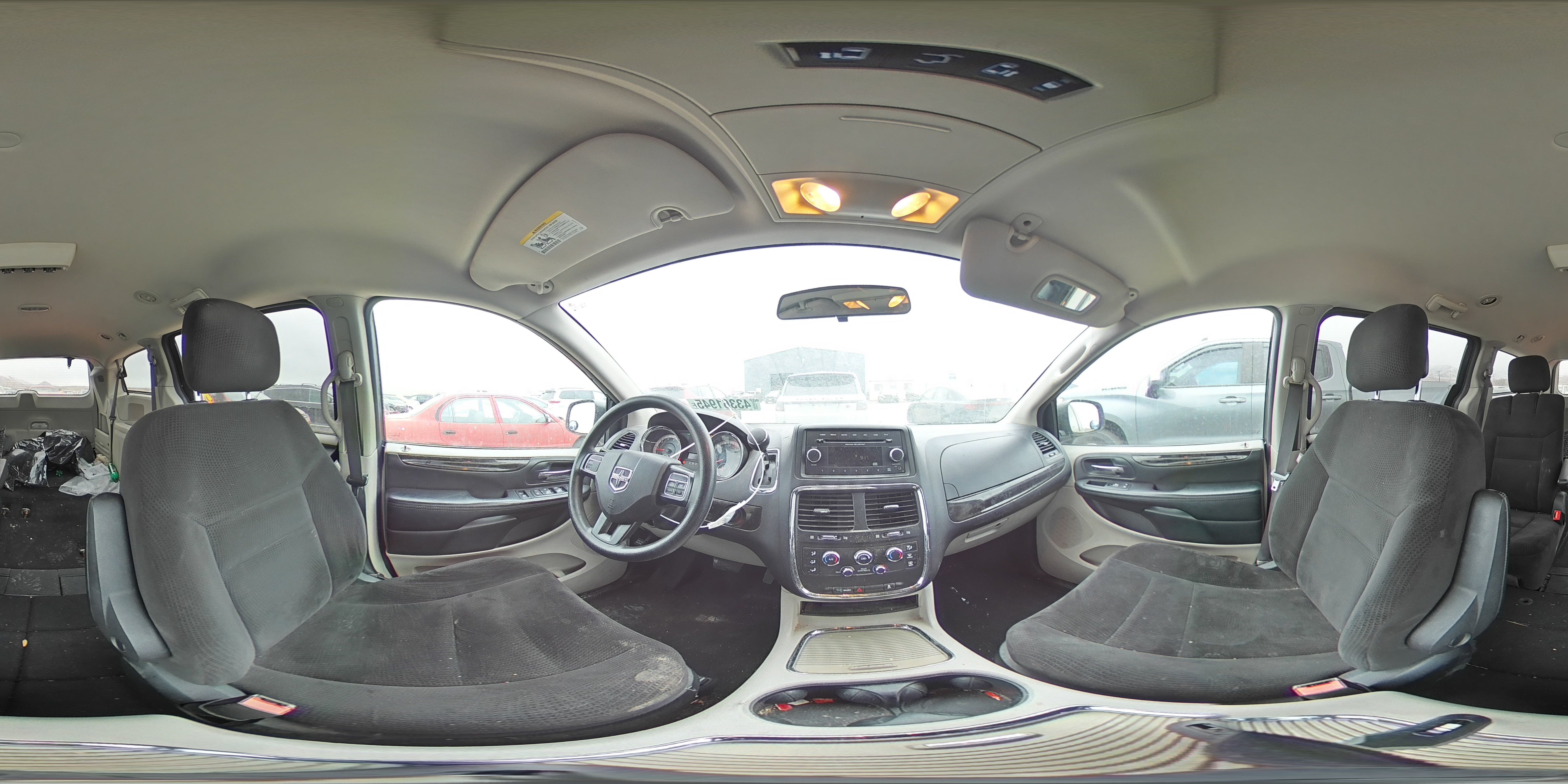 2016 Dodge Caravan - Image 14