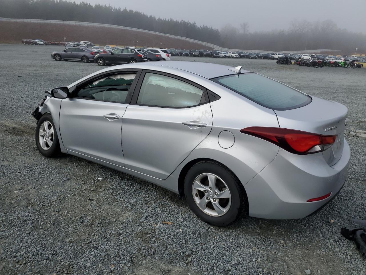 2014 Hyundai Elantra - Image 2