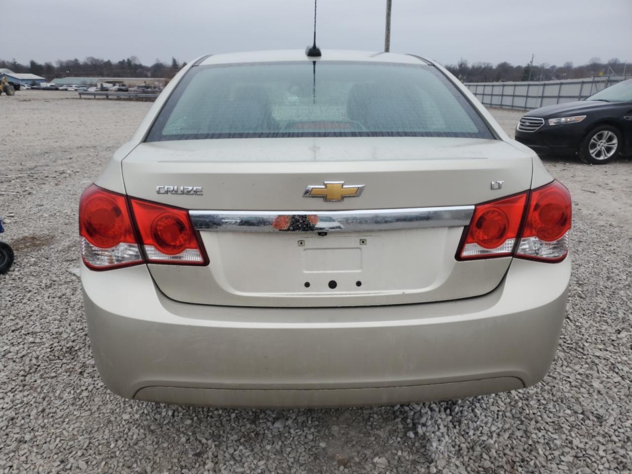 2016 Chevrolet Cruze - Image 6