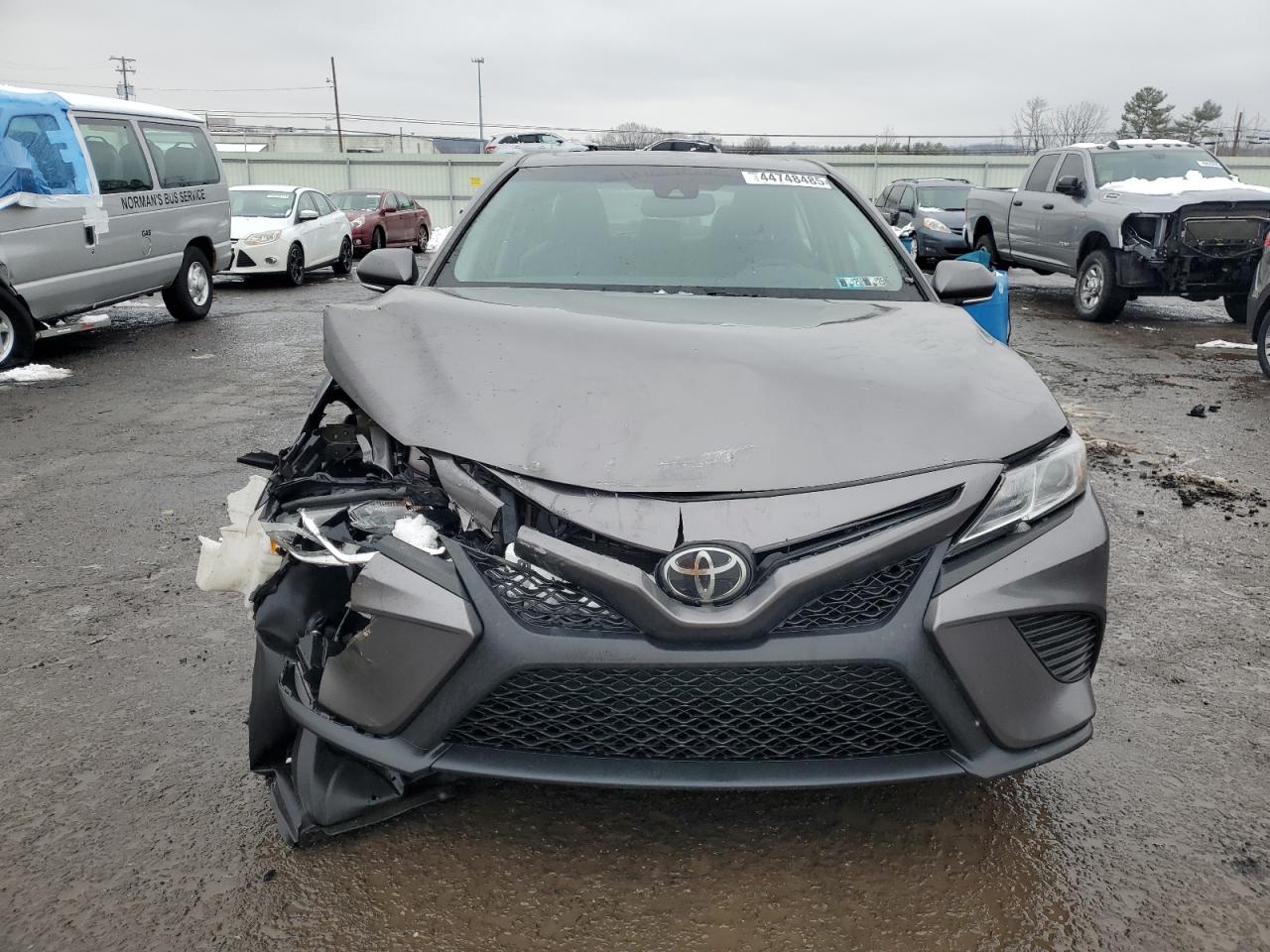 2018 Toyota Camry - Image 5