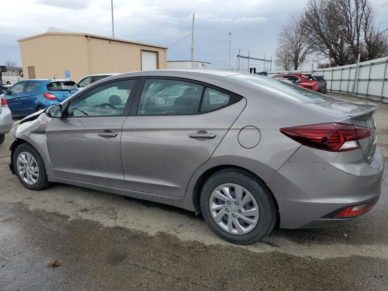 2020 Hyundai Elantra - Image 2