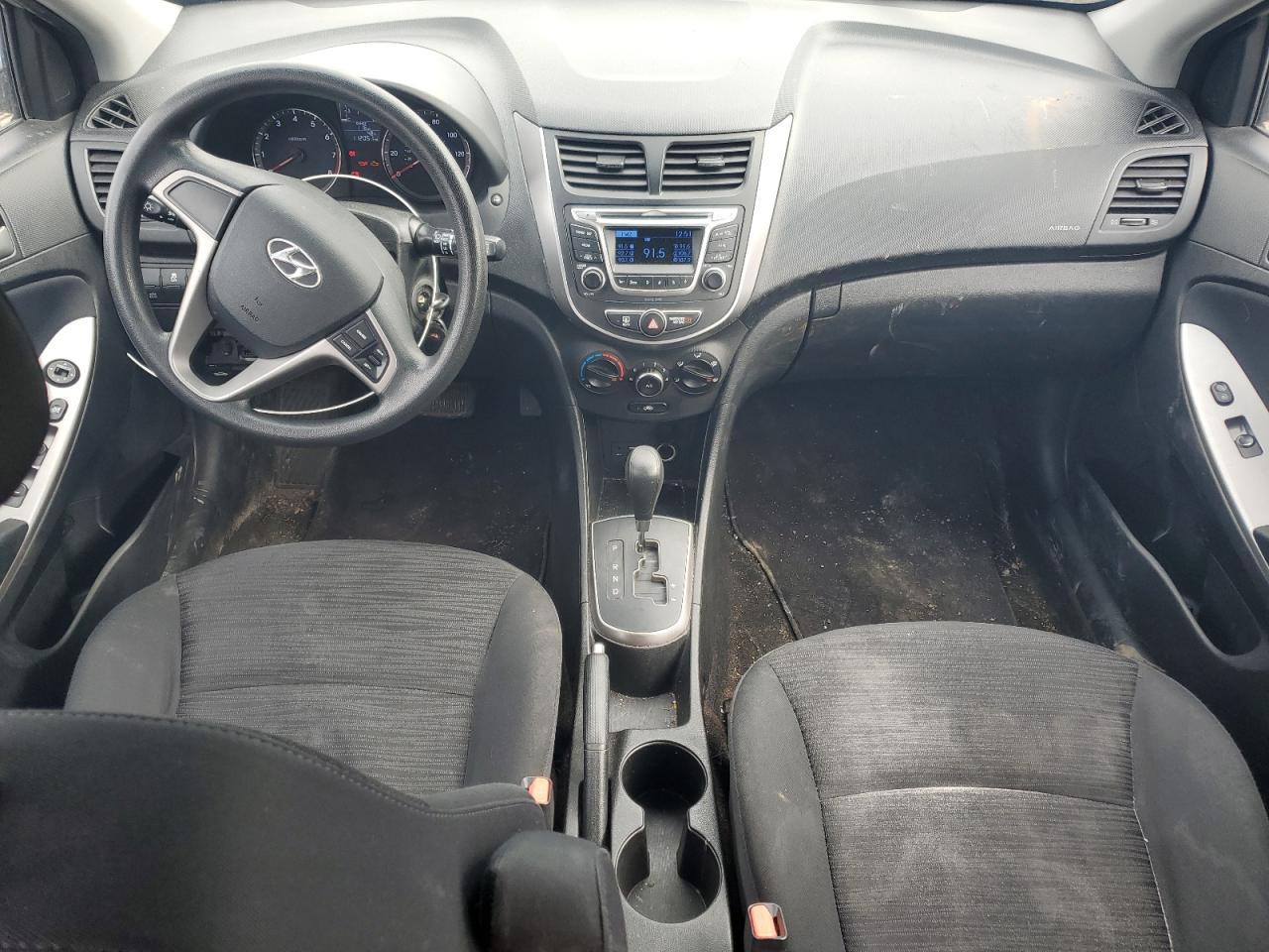 2016 Hyundai Accent - Image 8