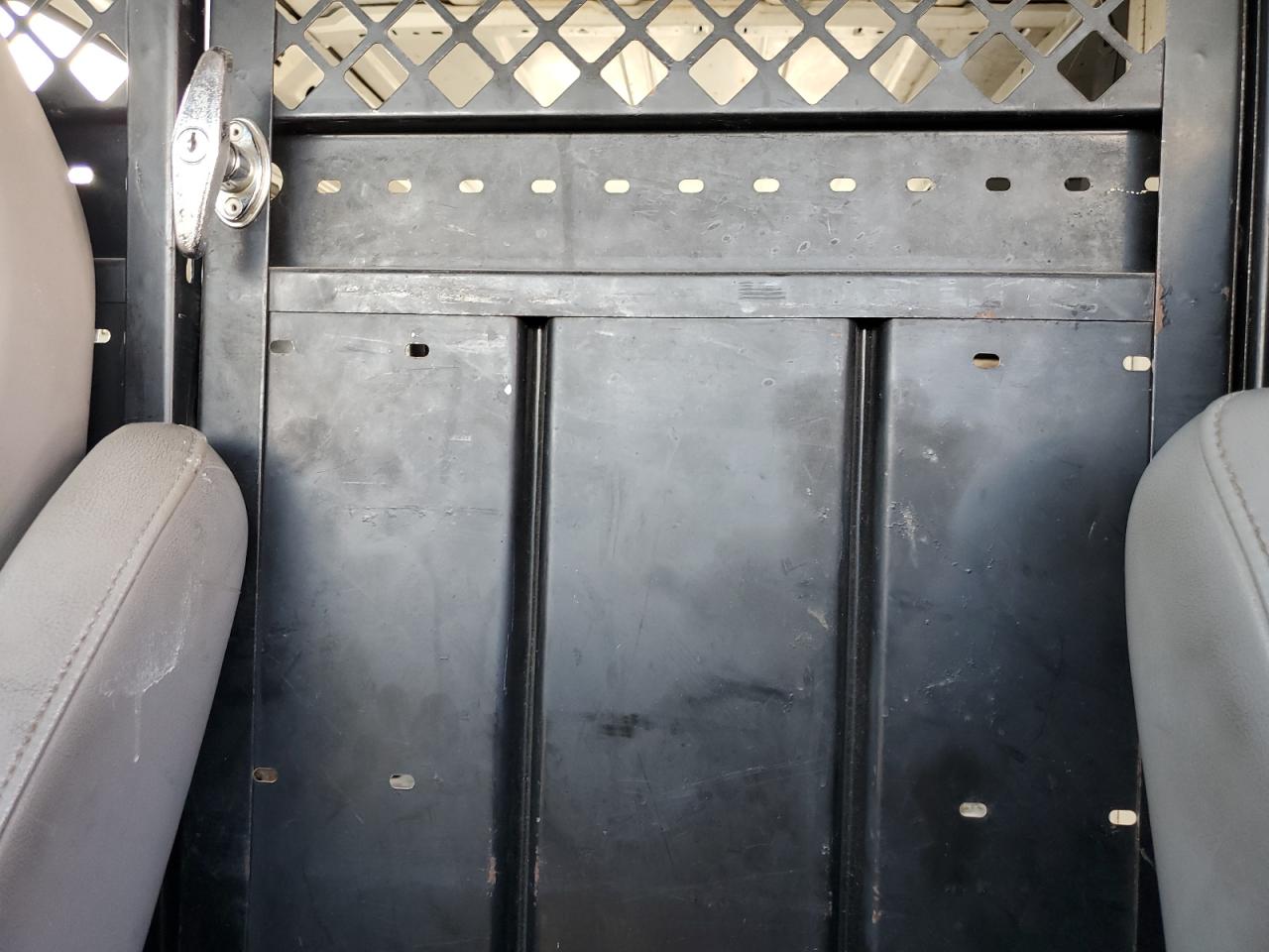 2002 Ford Econoline - Image 10
