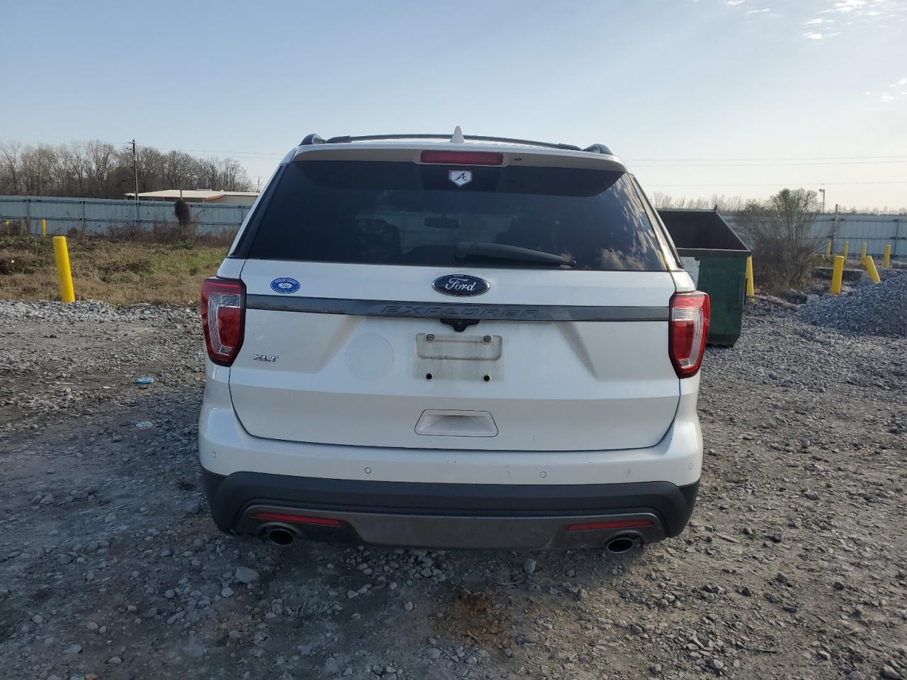 2017 Ford Explorer - Image 6