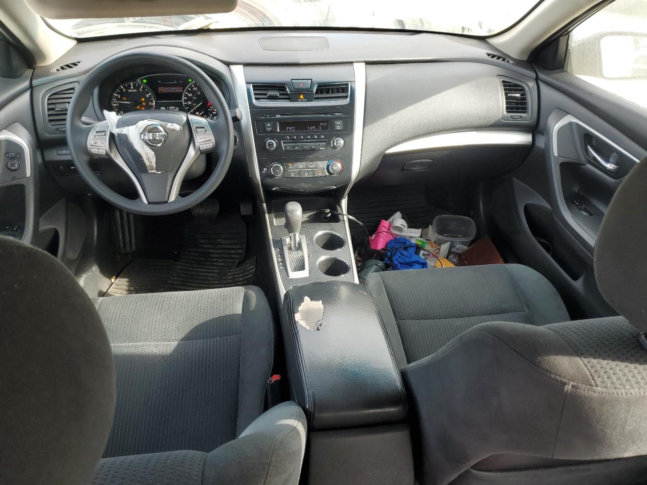 2015 Nissan Altima - Image 8