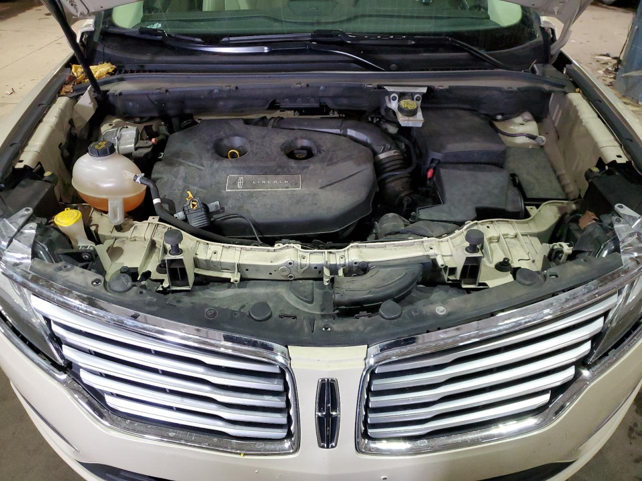 2018 Lincoln MKC - Image 12