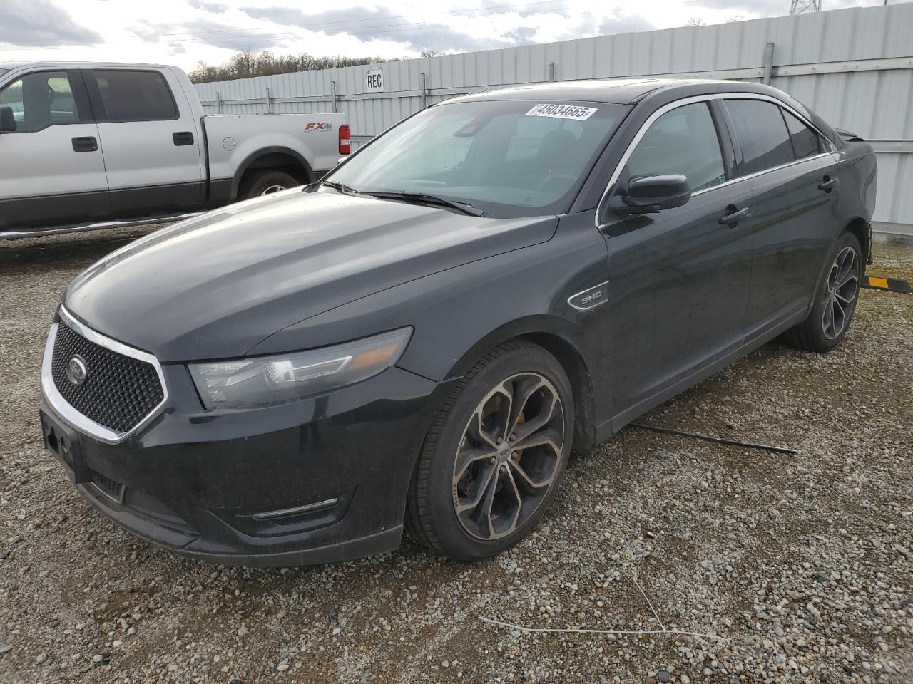 2014 Ford Taurus - Image 1
