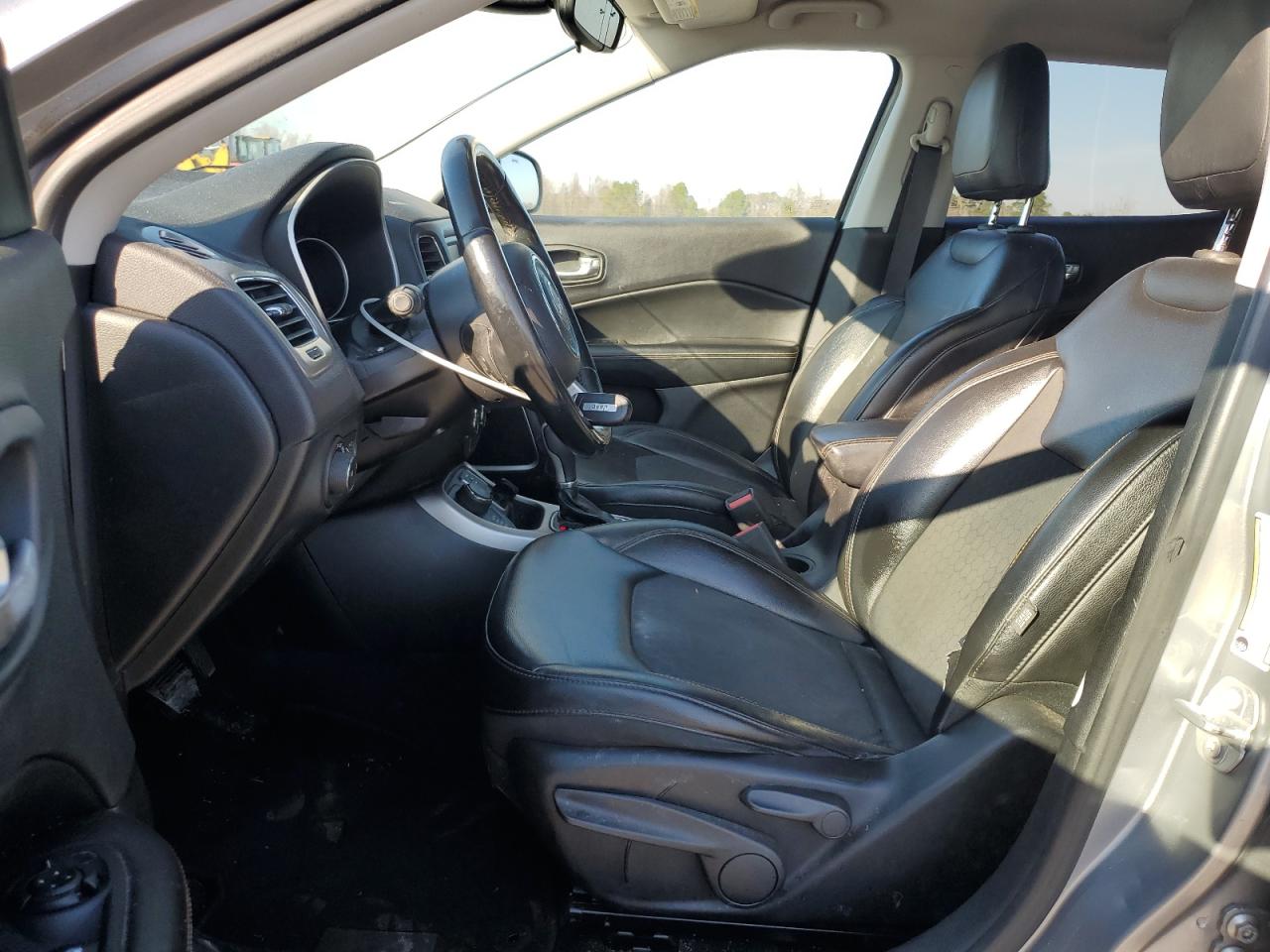 2018 Jeep Compass - Image 7