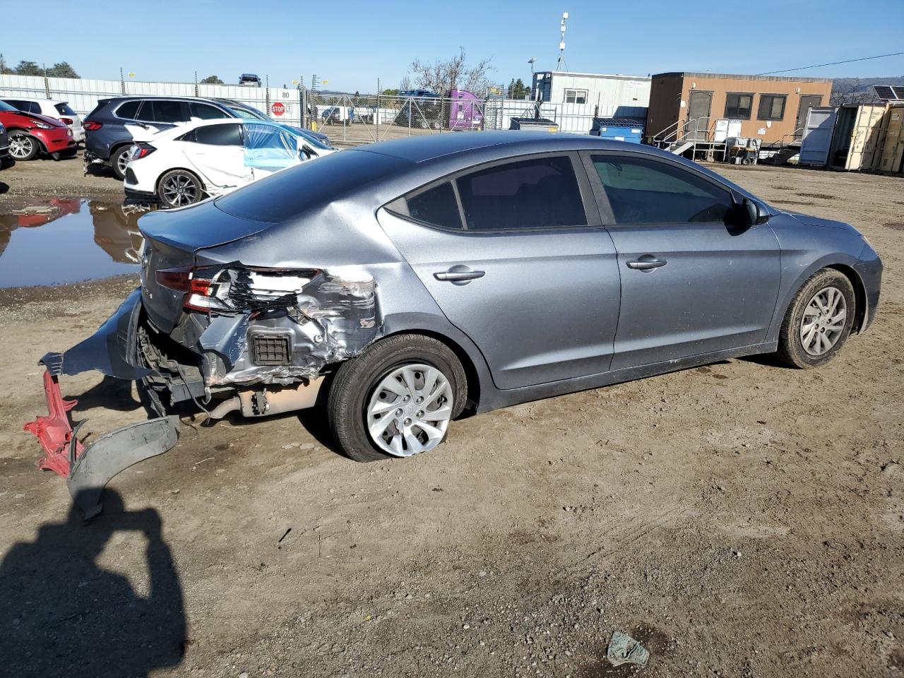 2019 Hyundai Elantra - Image 3