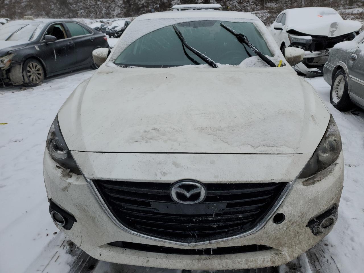 2016 Mazda 3 - Image 5