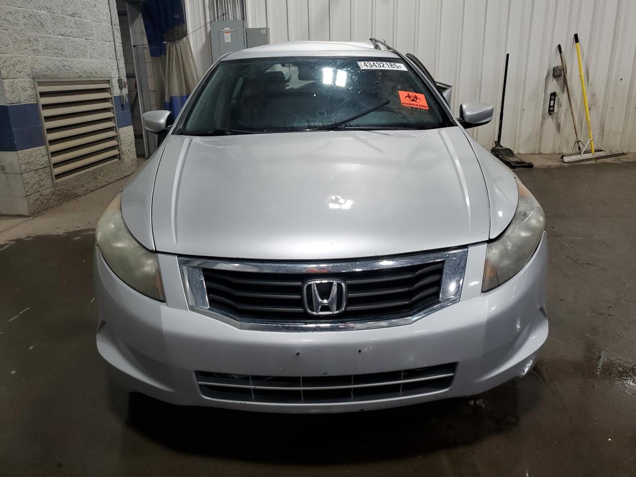 2009 Honda Accord - Image 5