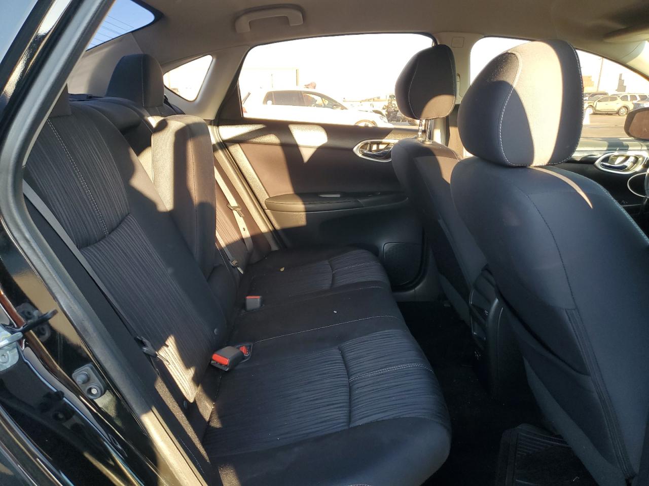 2018 Nissan Sentra - Image 10