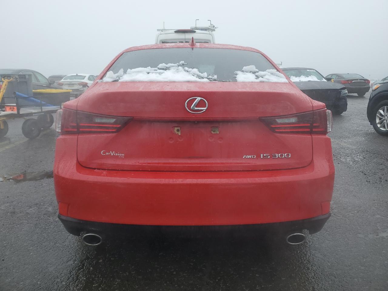 2016 Lexus IS - Image 6