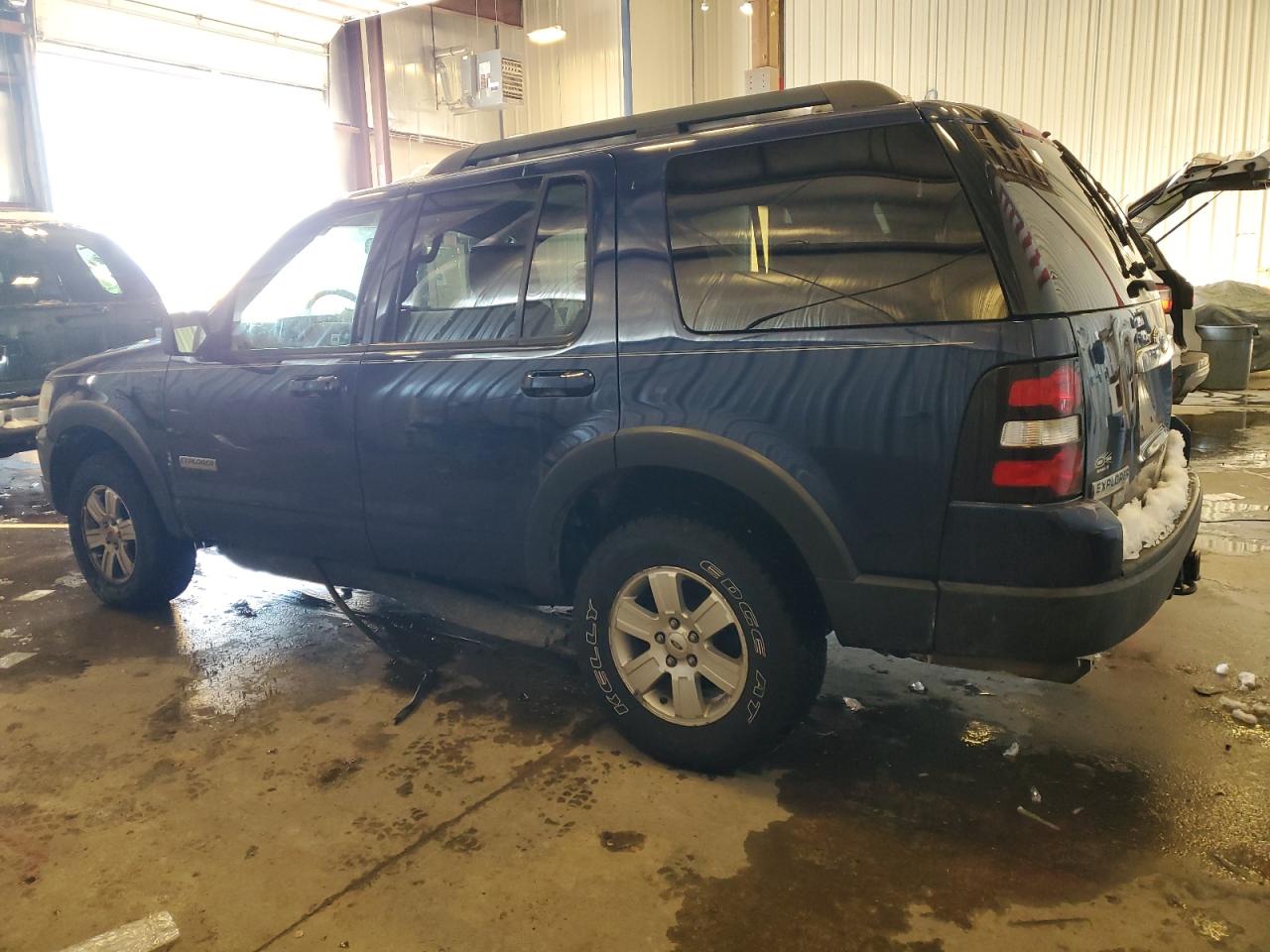 2007 Ford Explorer - Image 2
