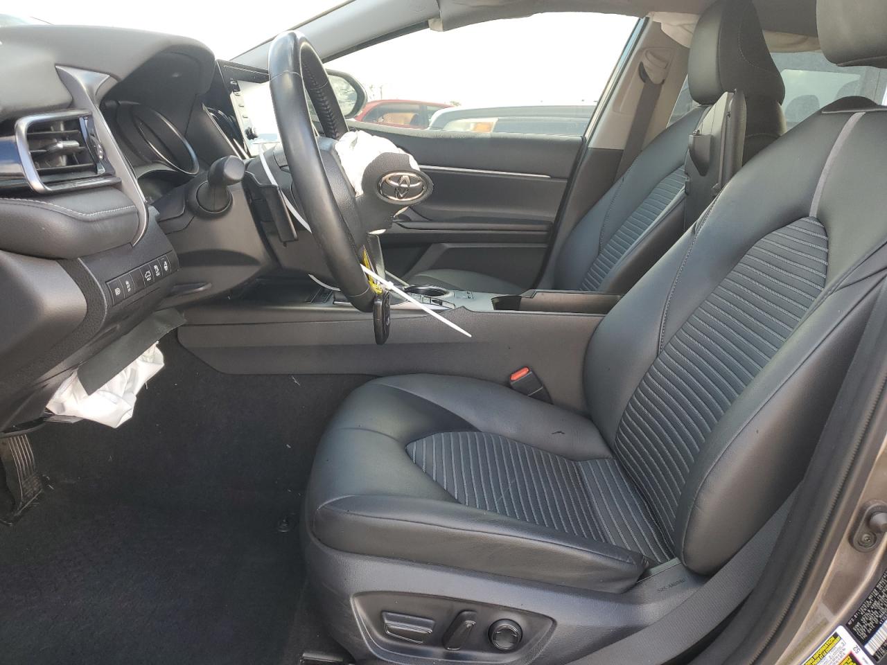 2023 Toyota Camry - Image 7