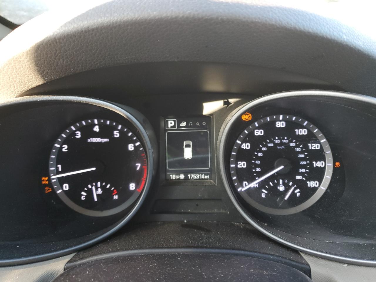 2018 Hyundai Santa Fe - Image 9