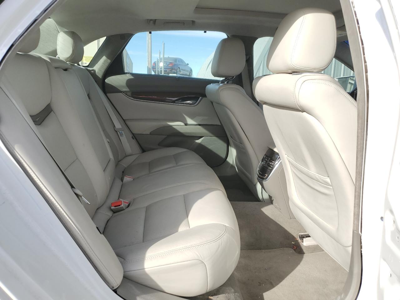 2016 Cadillac XTS - Image 10