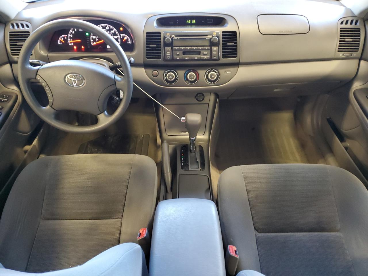 2005 Toyota Camry - Image 8