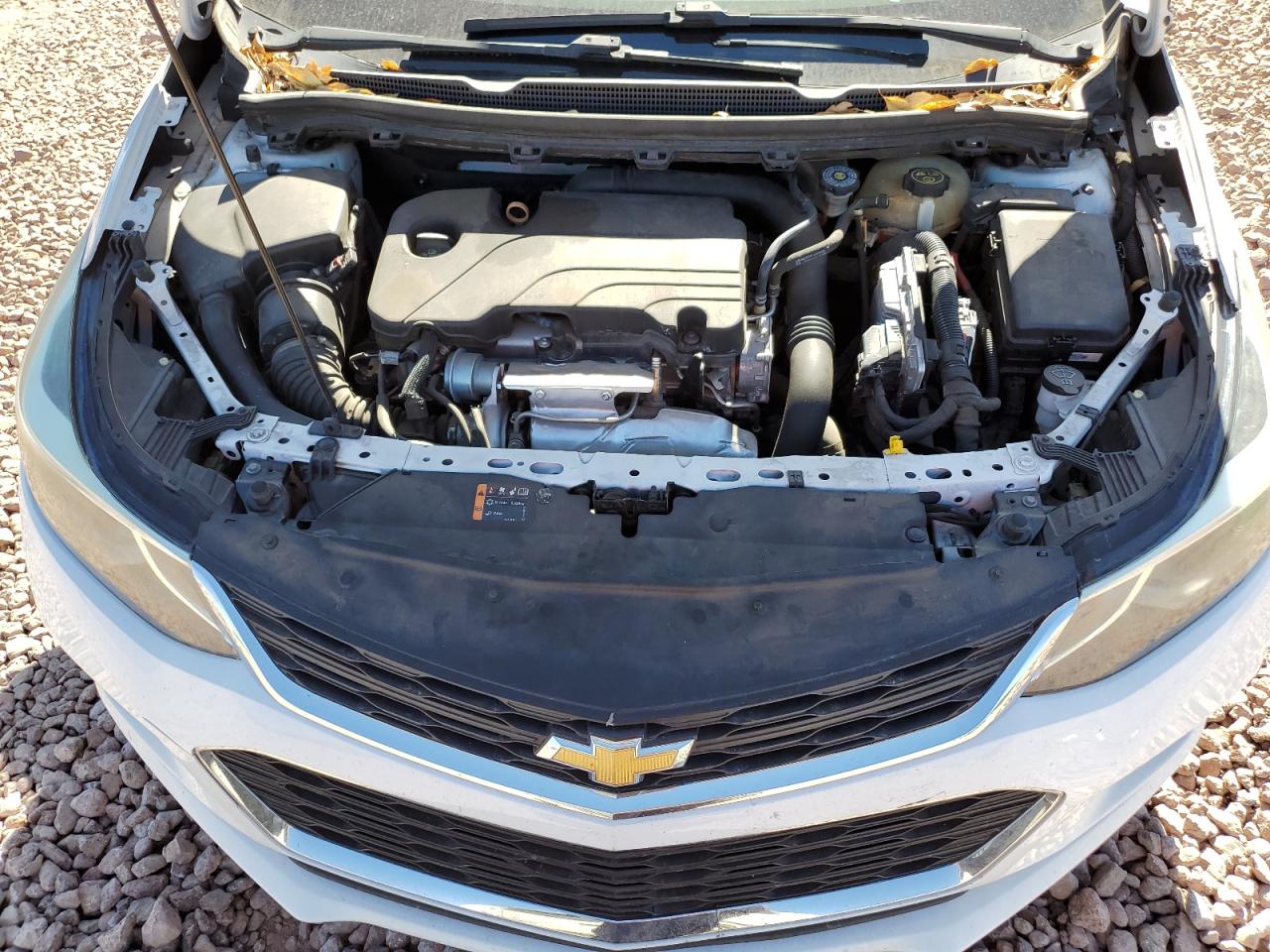 2017 Chevrolet Cruze - Image 11