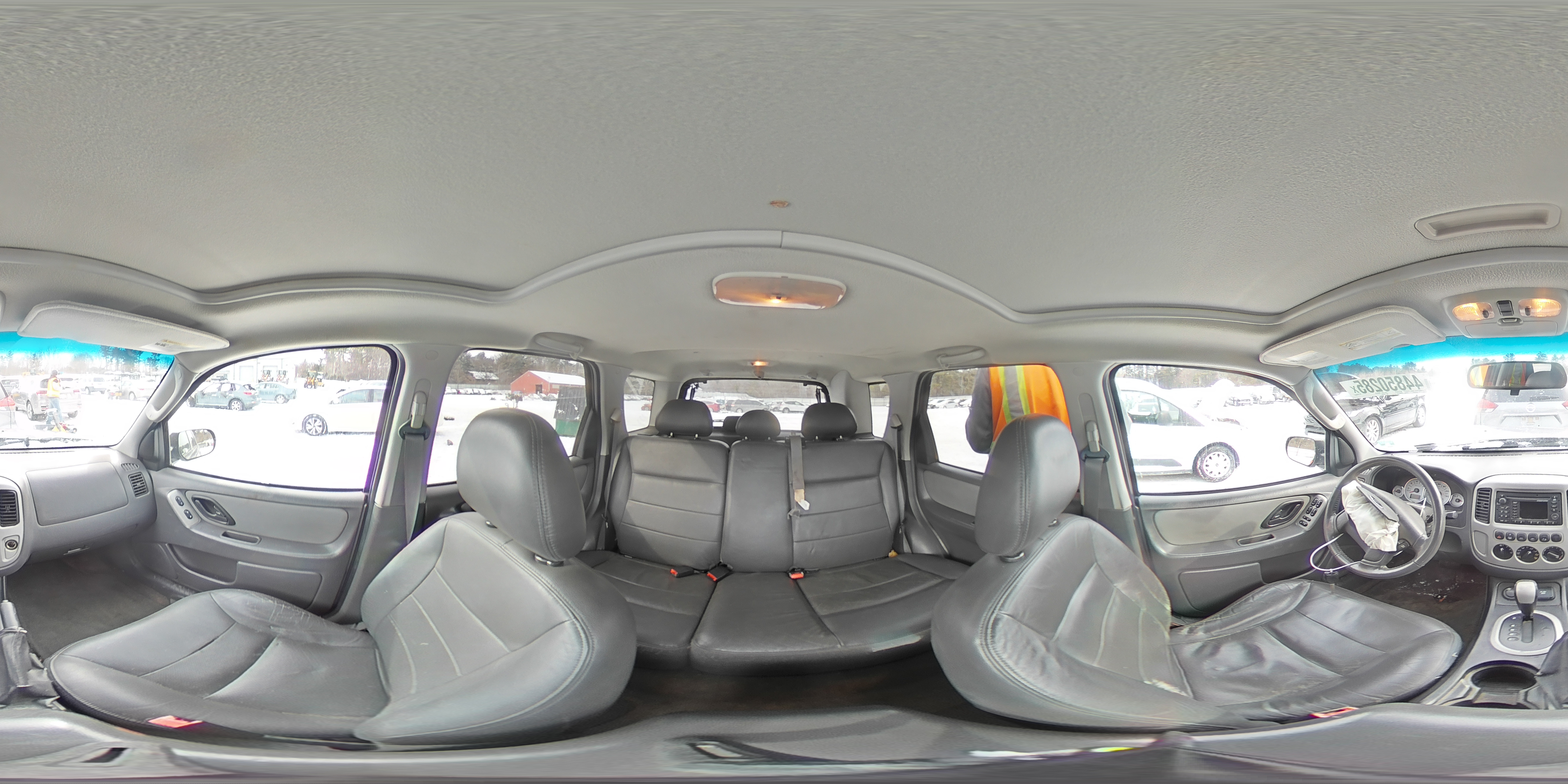 2007 Ford Escape - Image 13