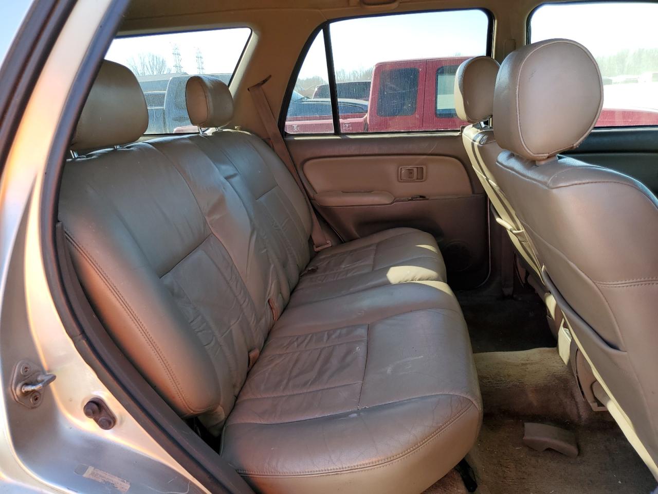 2000 Toyota 4Runner - Image 11