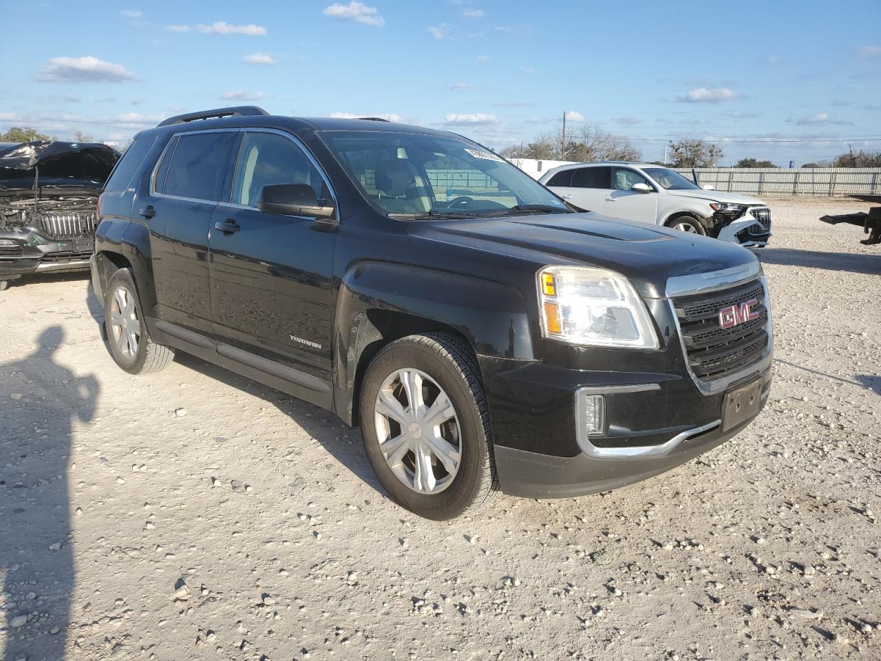 2017 GMC Terrain - Image 4