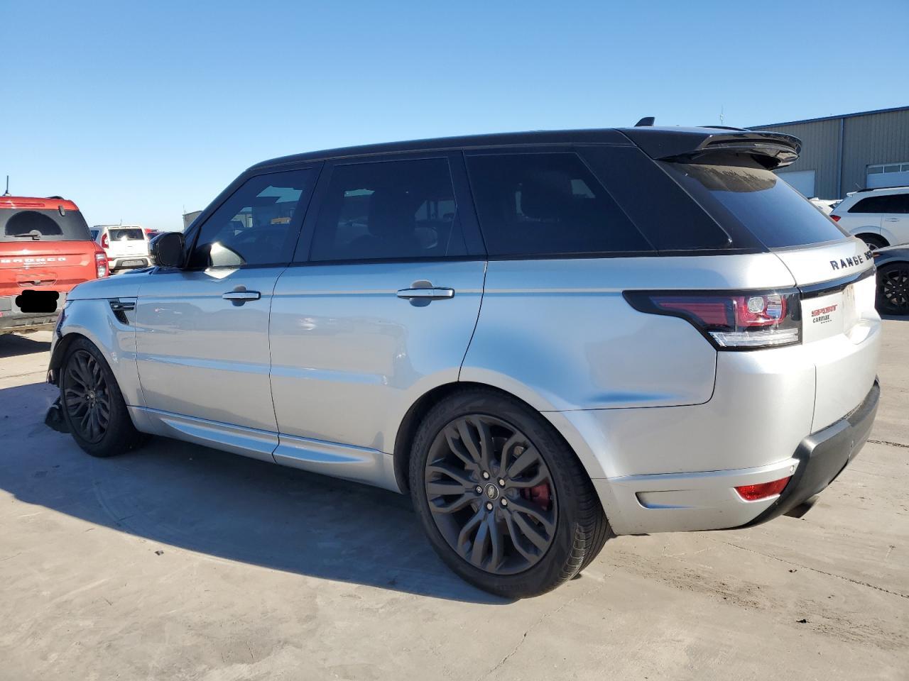 2016 Land Rover Range Rover - Image 2