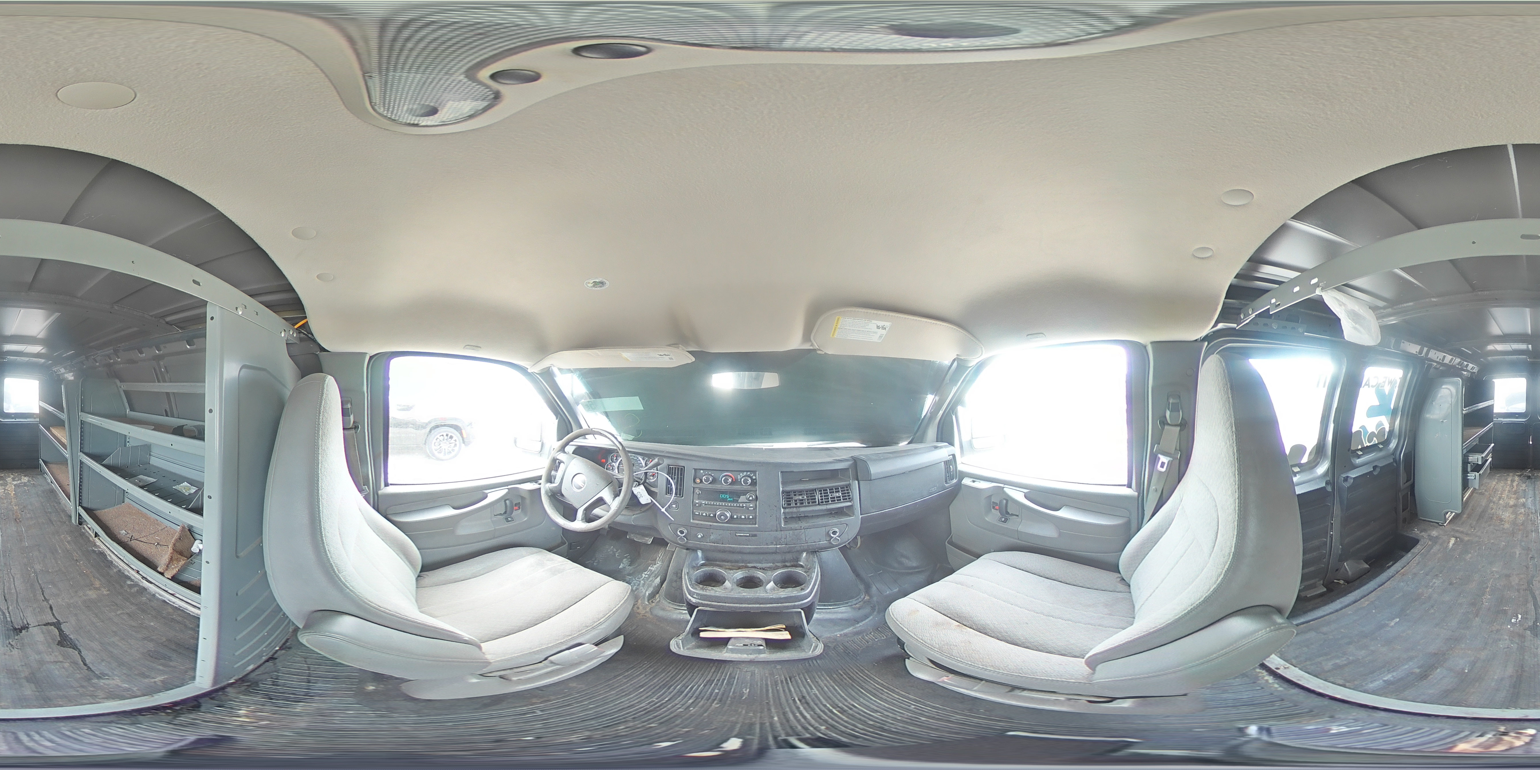 2012 GMC Savana - Image 15