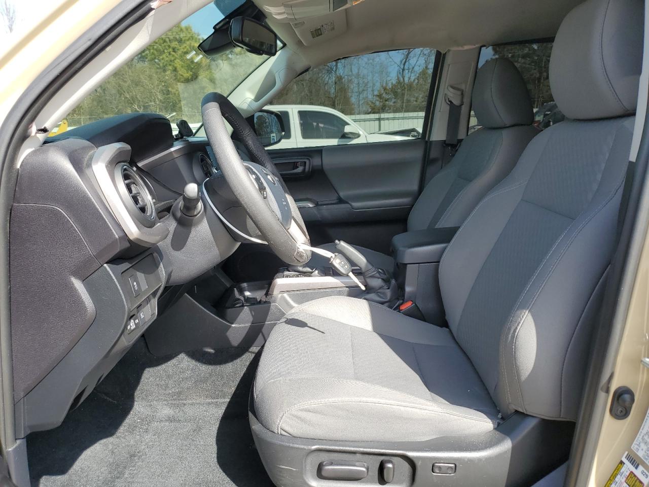 2020 Toyota Tacoma - Image 7