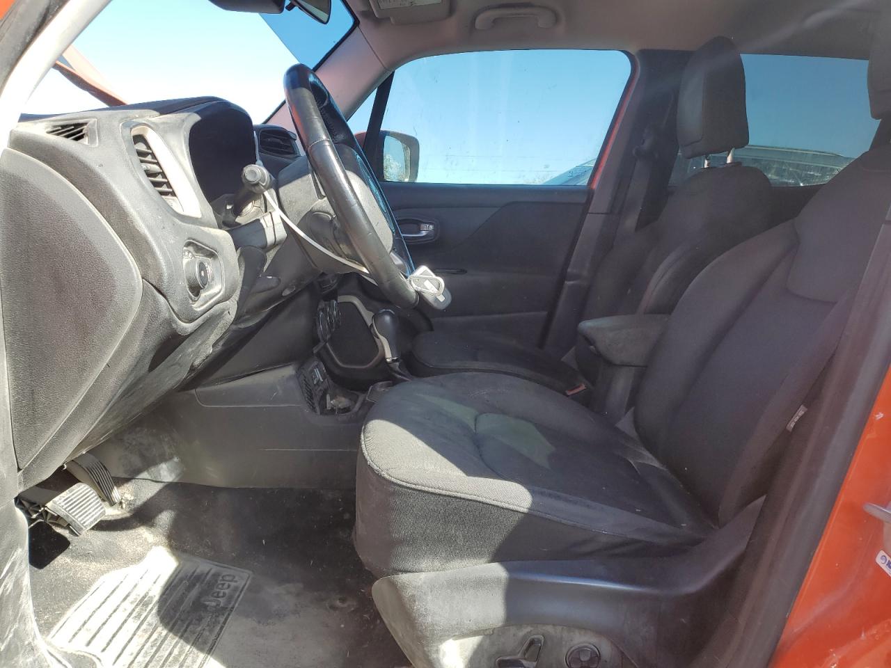 2015 Jeep Renegade - Image 7