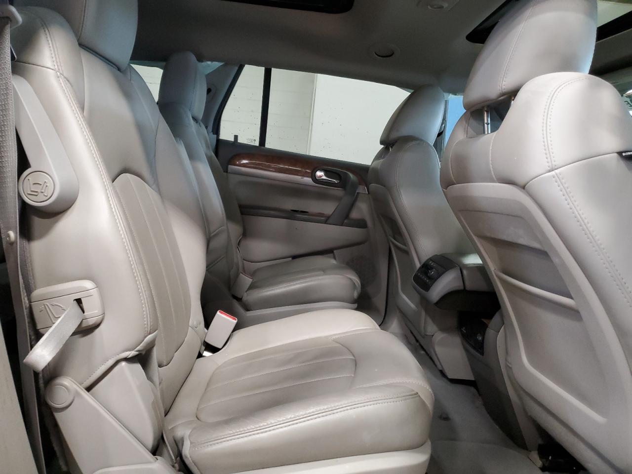 2012 Buick Enclave - Image 11
