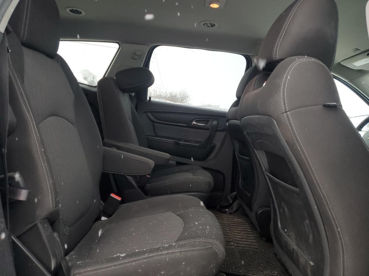 2016 Chevrolet Traverse - Image 10